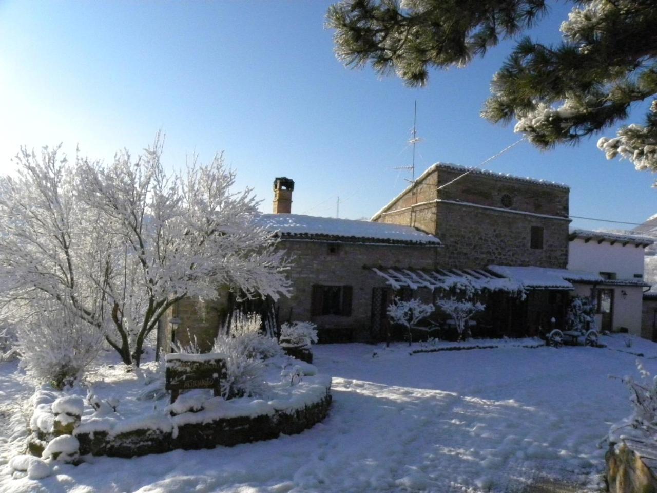 B&B Caselunghe Camerino Extérieur photo